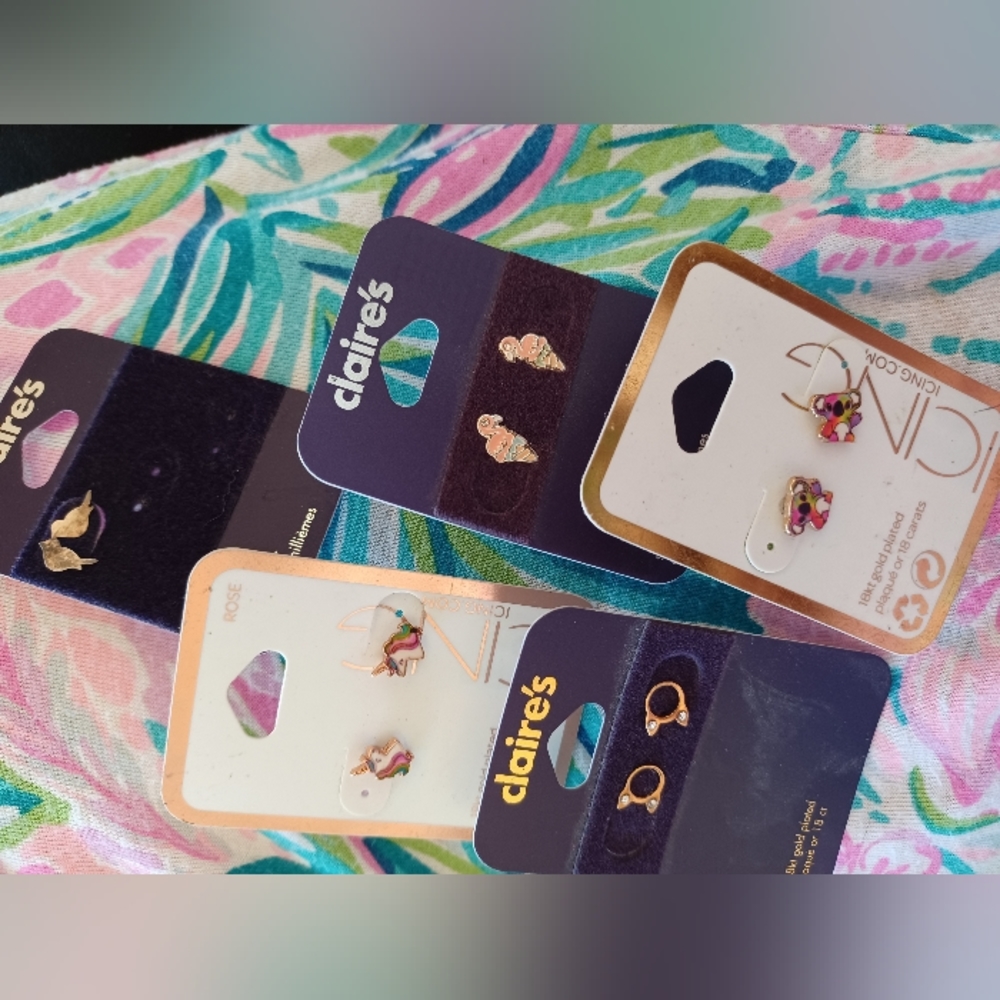 Five pair Claire's earrings